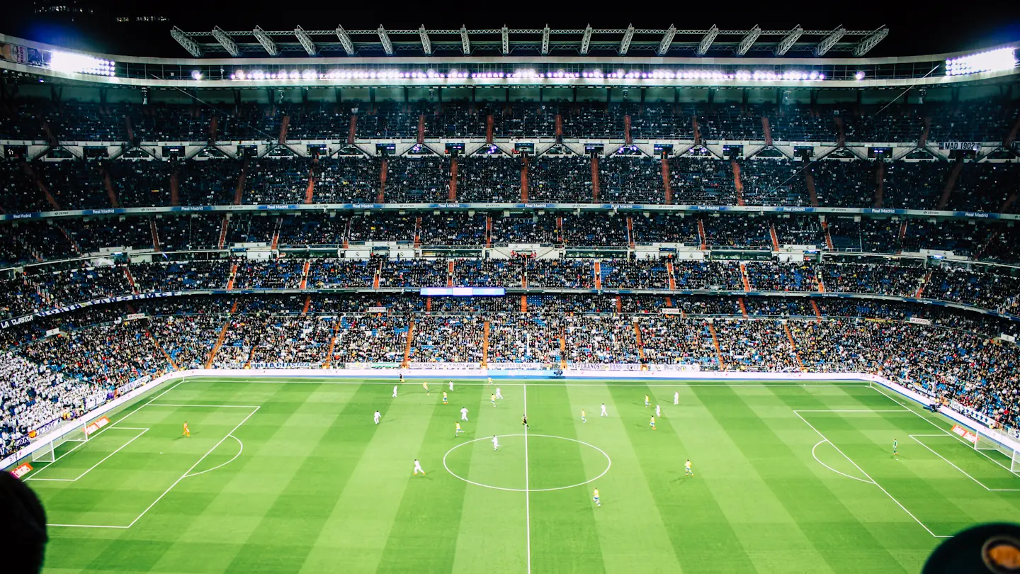 How to pay online for a trip to watch a football match abroad